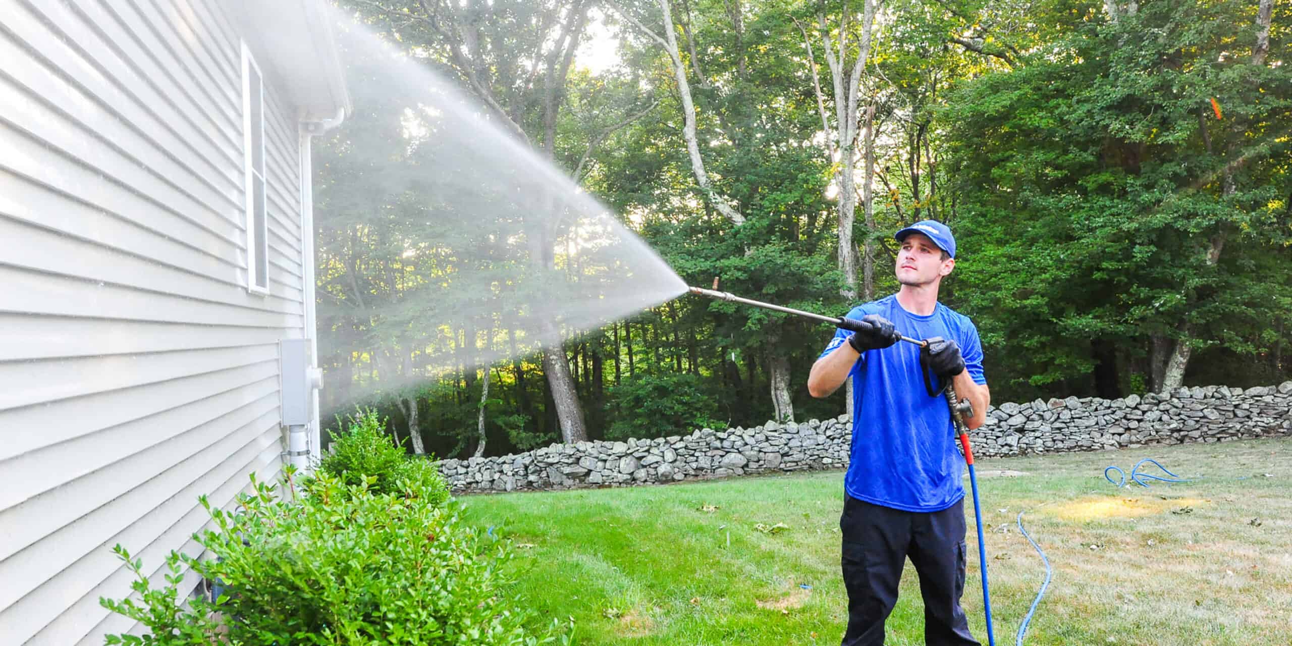5 Reasons Why You Need a Pressure Washer
